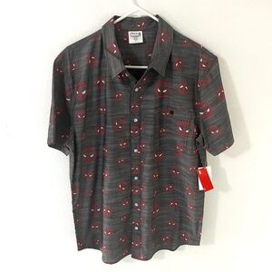 NWT Marvel Deadpool Short Sleeve Shirt, Size: Large